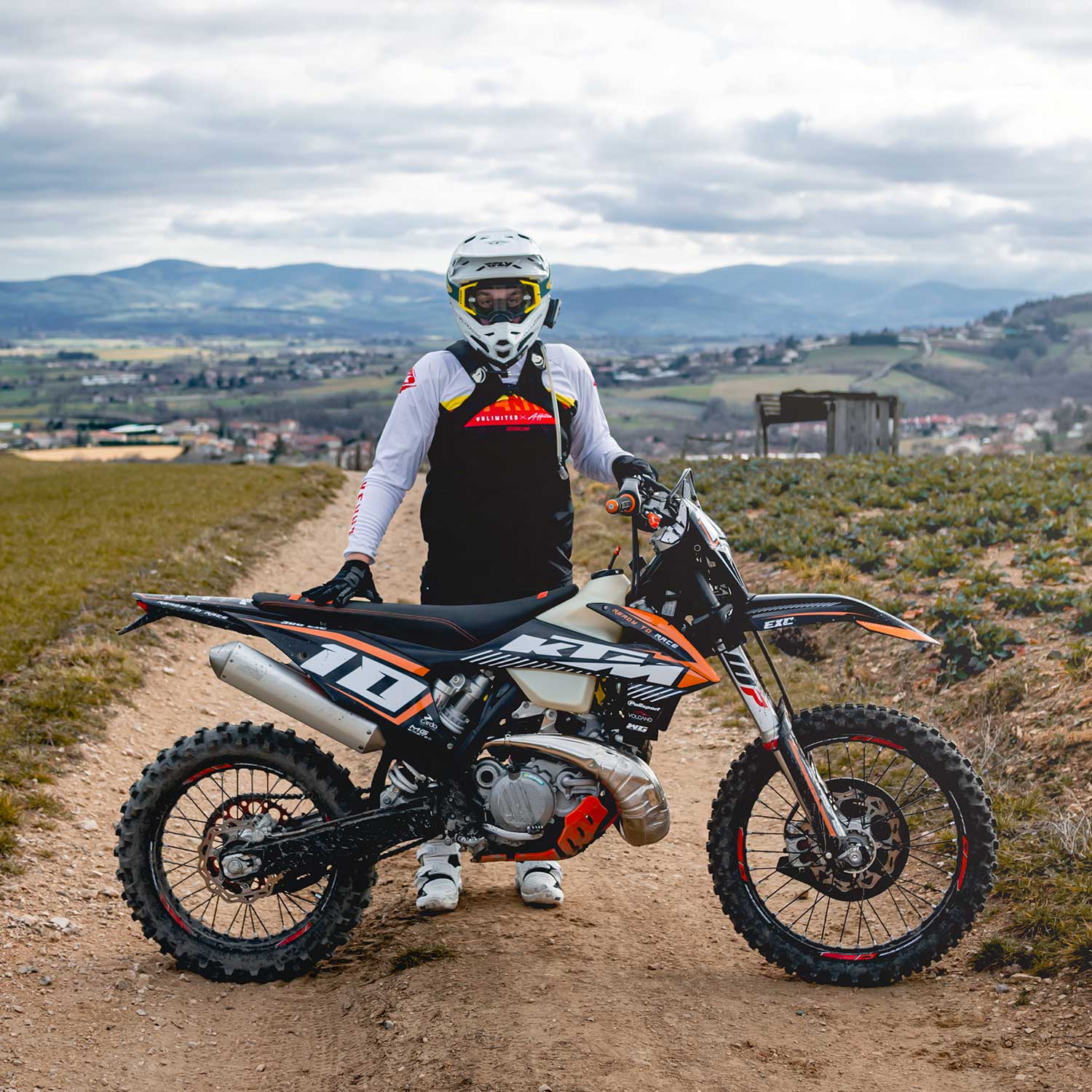 Nôtres passion avant tout ! L'enduro et le nettoyage